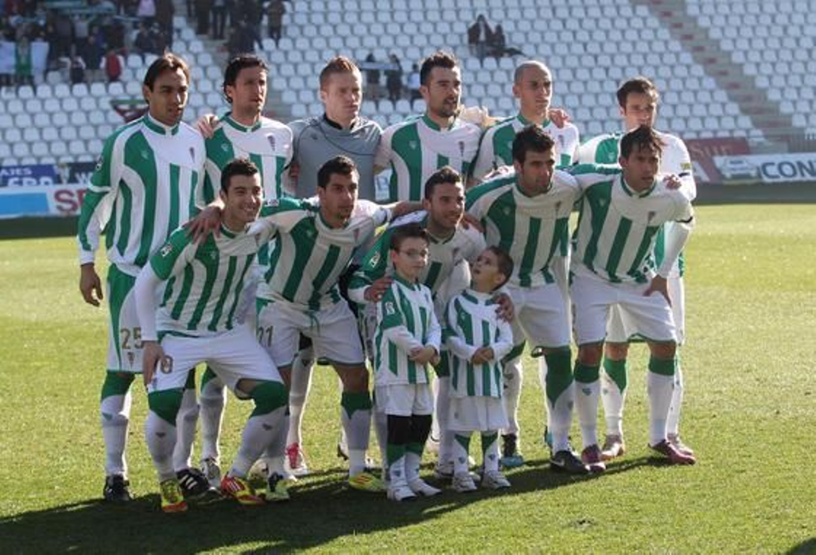 El Córdoba no puede coronar con una victoria su dominio ante el Celta de Vigo en el Arcángel (0-0). / José Martínez