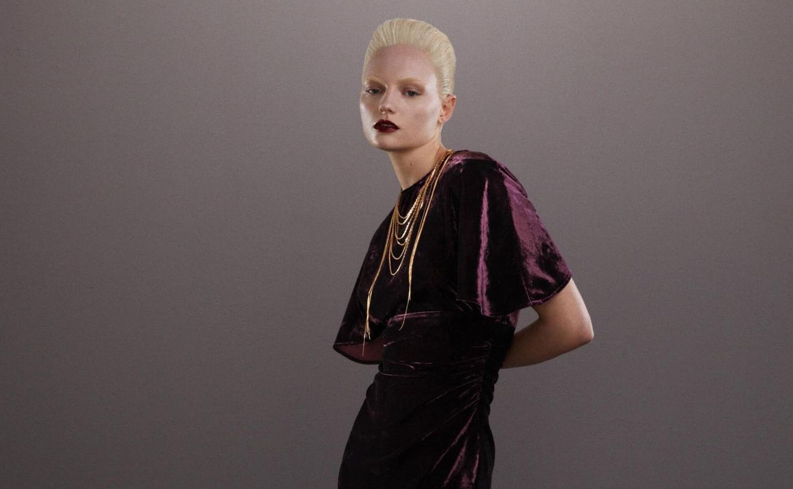 Los diez vestidos de Zara con los que las mujeres mayores de 50 arrasan en Navidad.