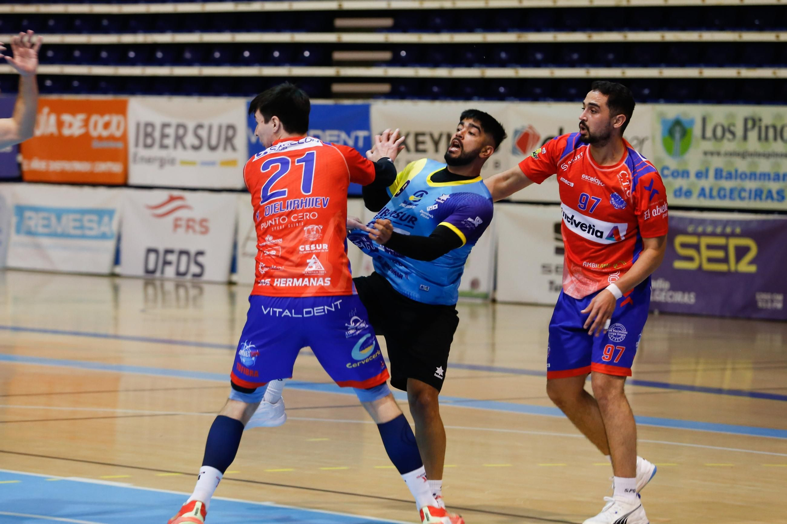 Las fotos del Ciudad de Algeciras-Montequinto de la Primera Nacional de balonmano