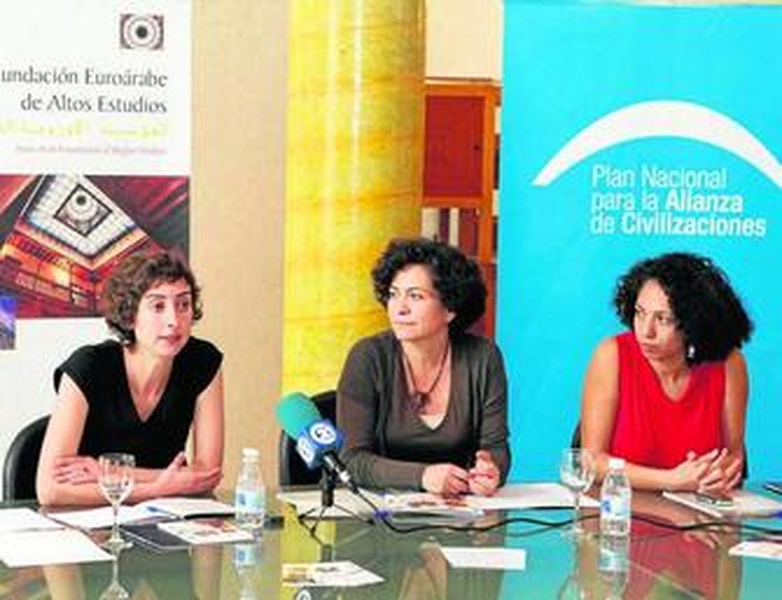 Presentación en la Fundación Euroárabe.