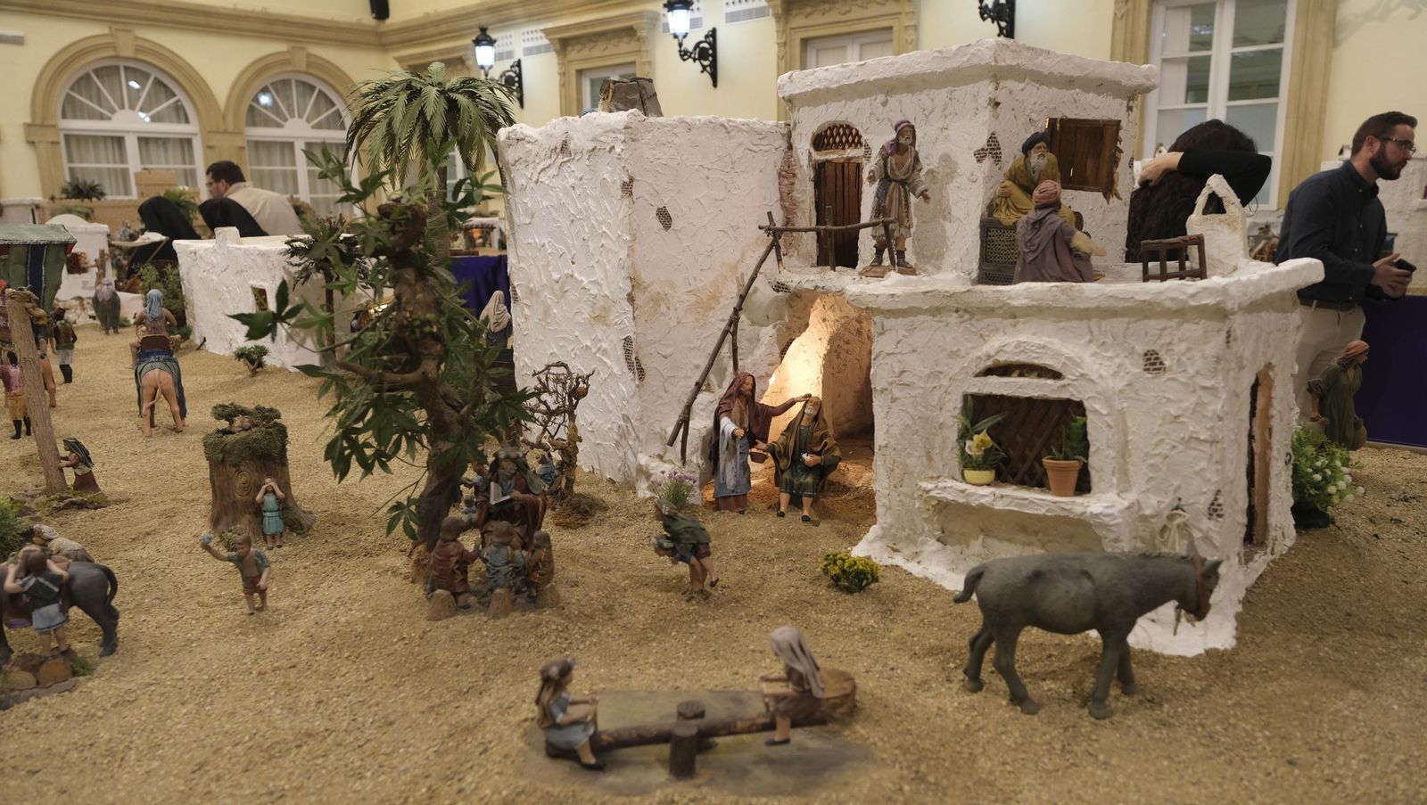 Llega la navidad con el Belén de Diputación de Almería, en imágenes