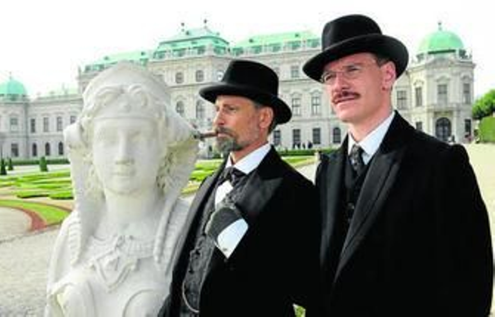 Viggo Mortensen y Michael Fassbender encarnan a Freud y Jung en 'Un método peligroso'.