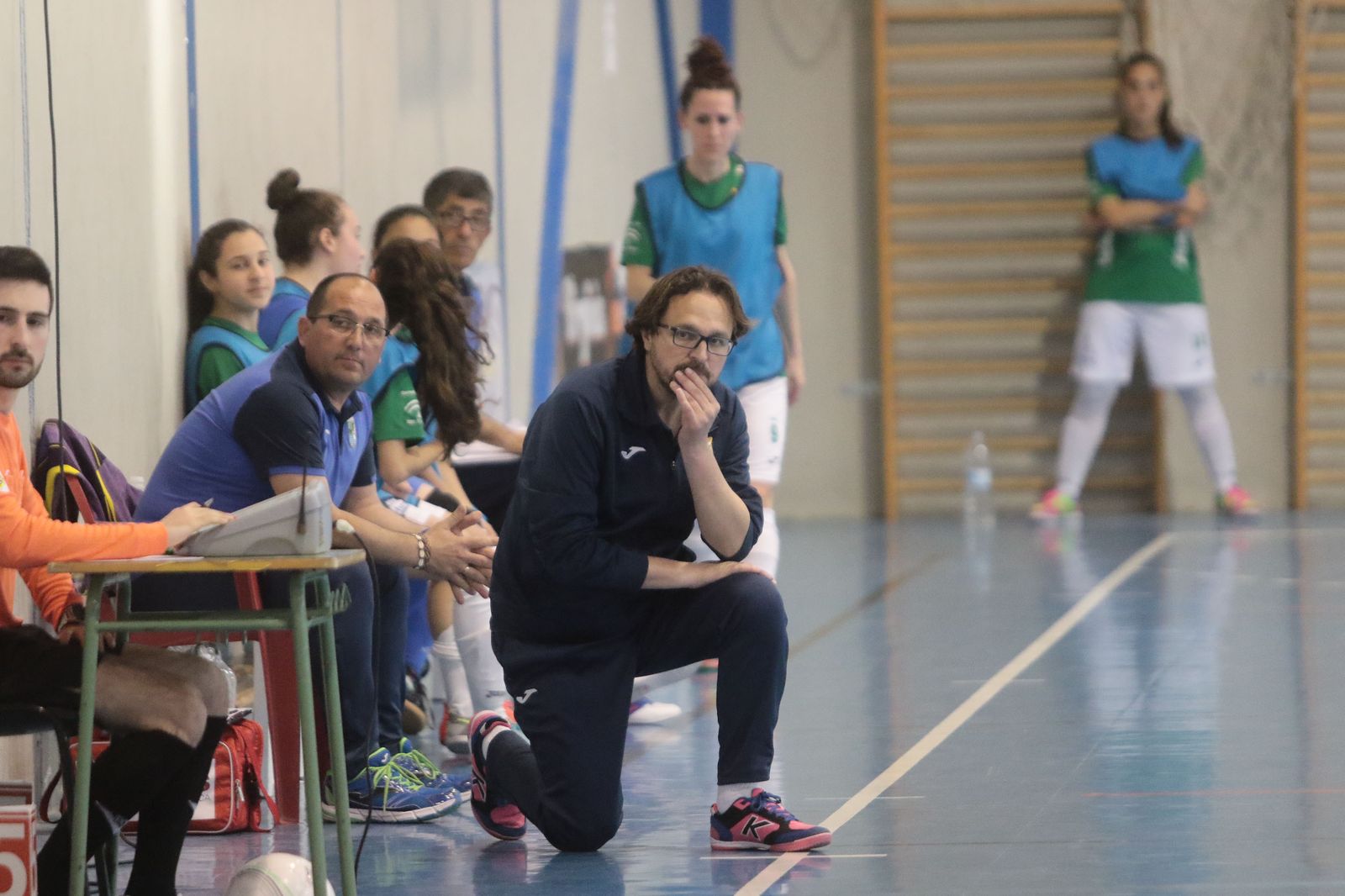 Andrés Sánchez, pensativo durante un momento del partido del pasado sábado.