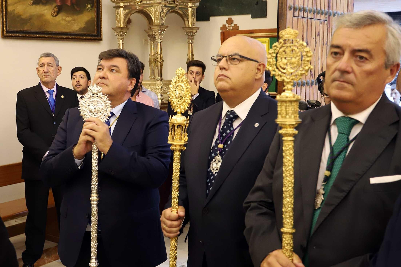 Imágenes de la procesión de la Virgen de la Amargura por las calles de Huelva