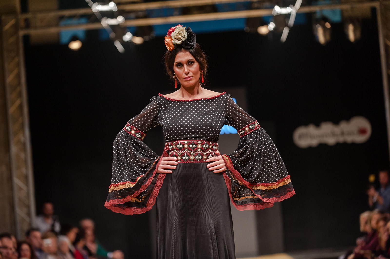 El desfile de Carmen Navarro, en imágenes