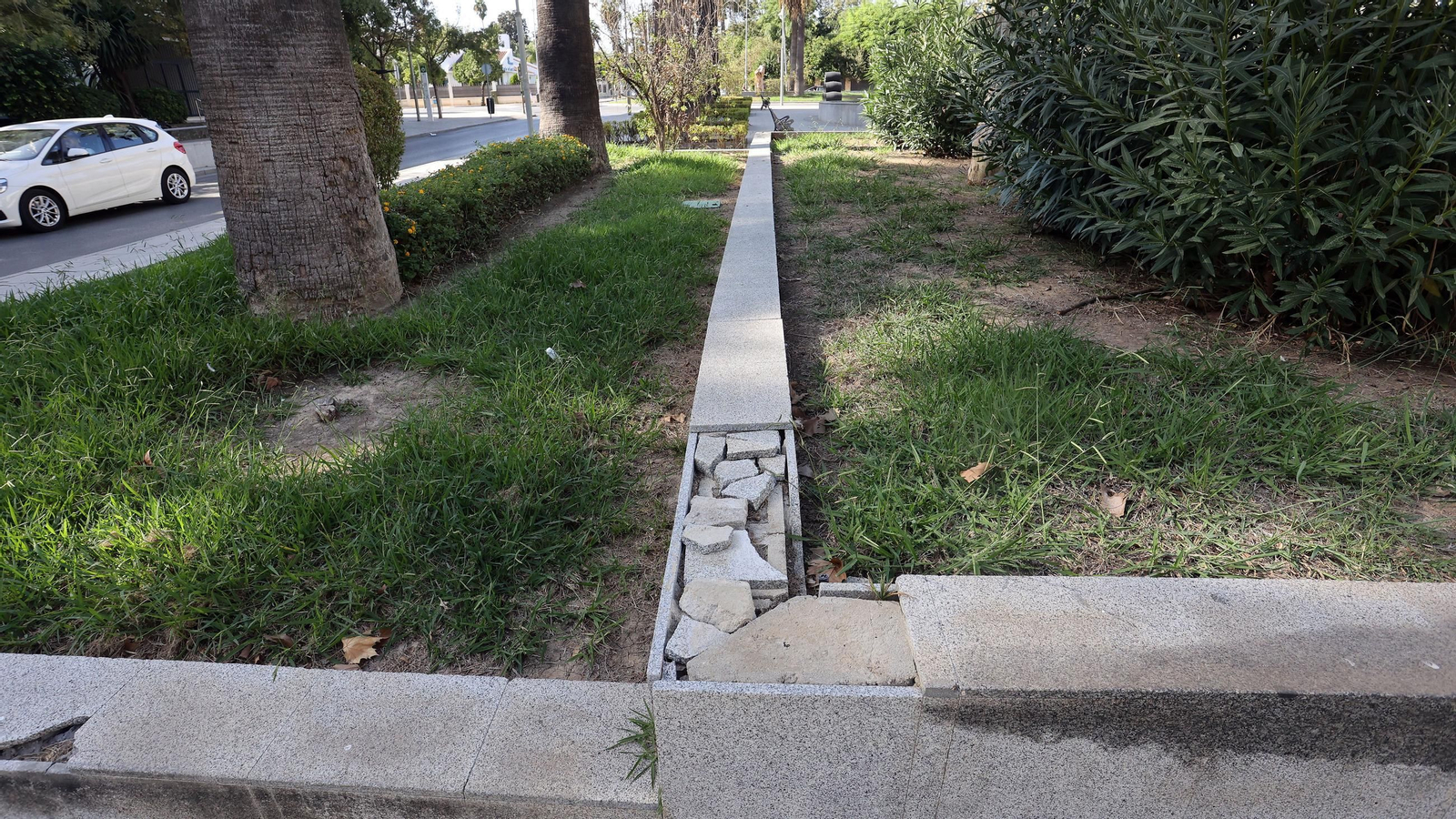 Así está la Plaza del Caballo, que va a ser adecentada por el Ayuntamiento de Jerez