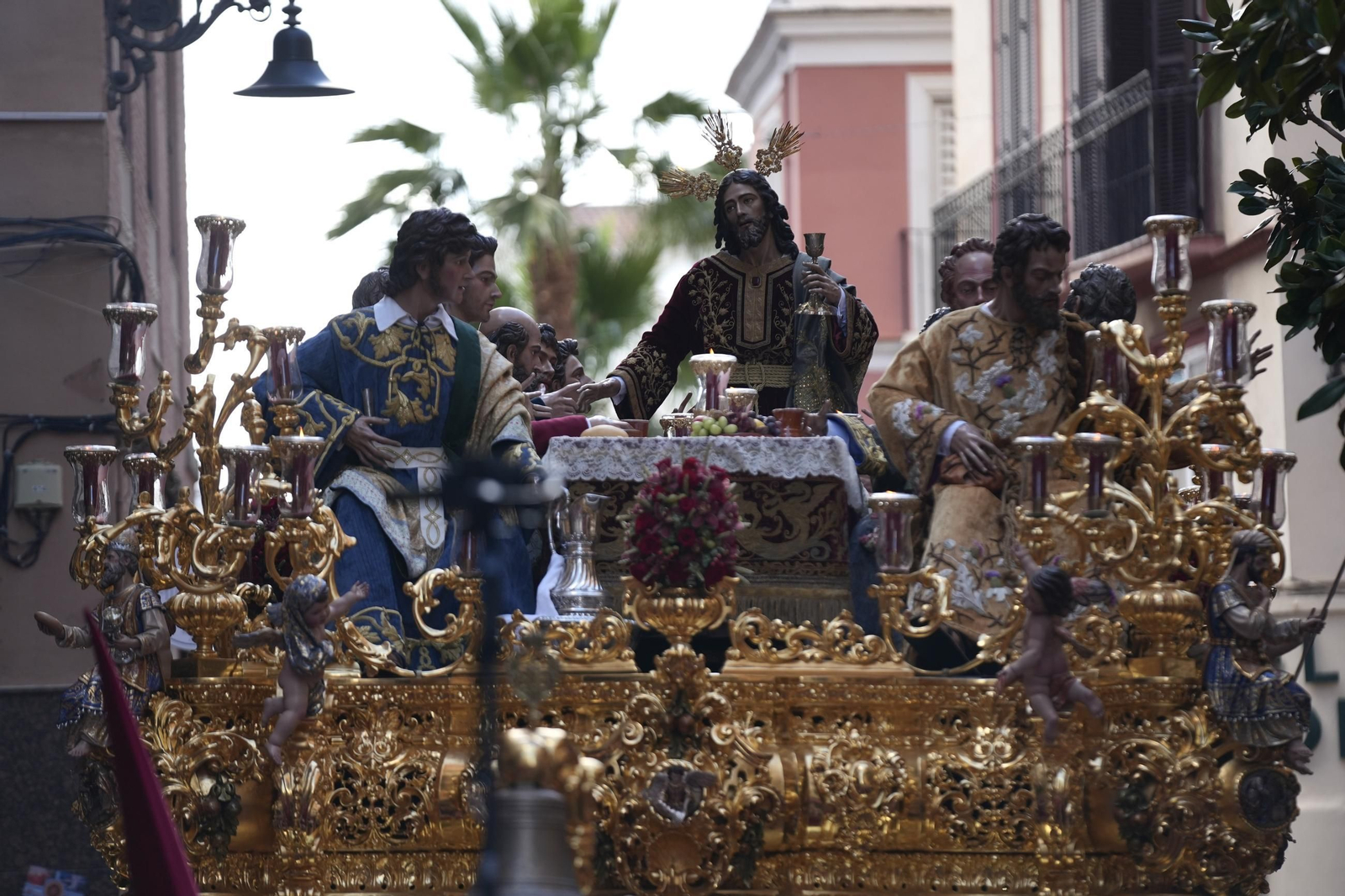 La Sagrada Cena en el Jueves Santo de Málaga, en imágenes