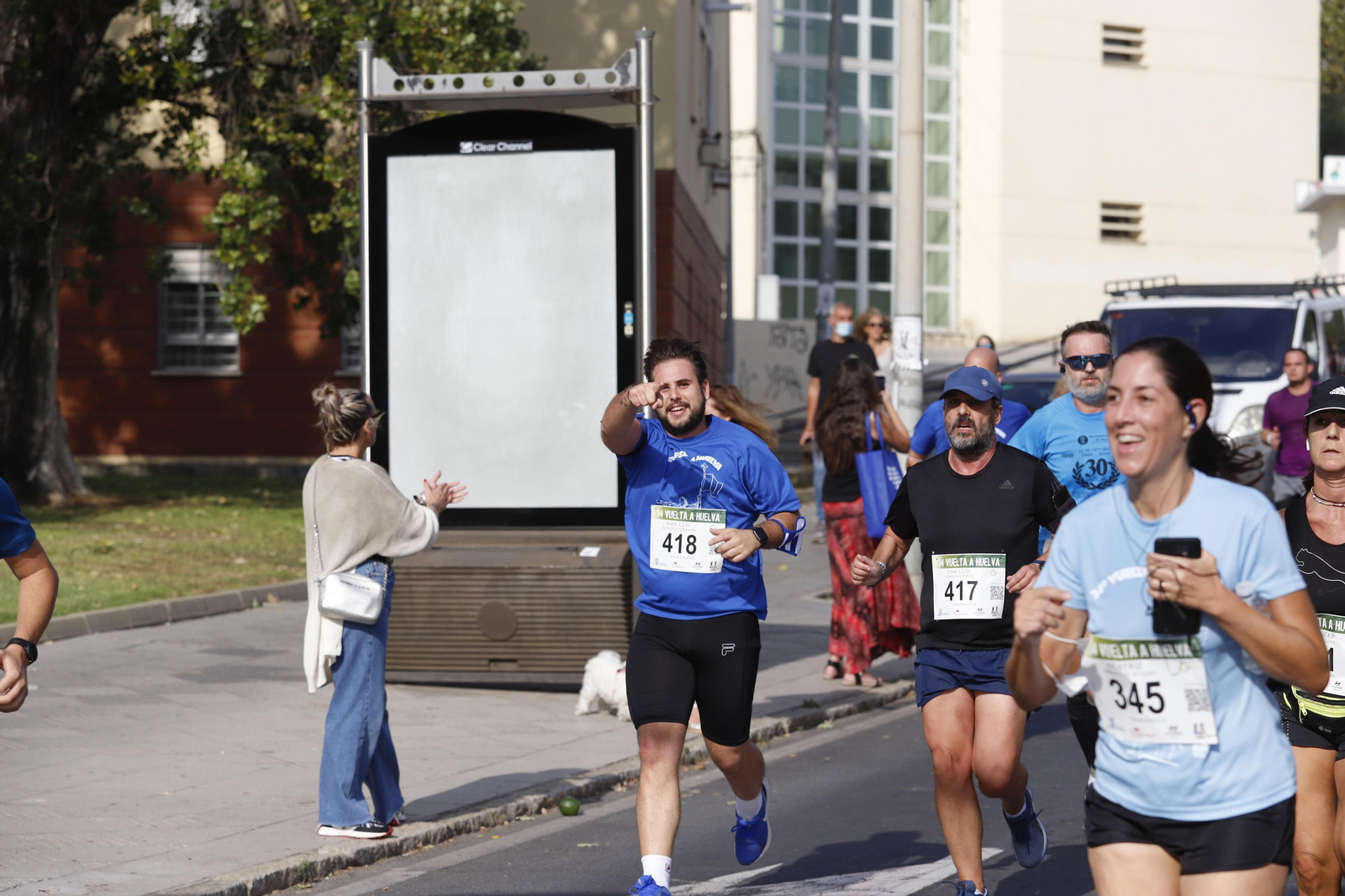 Las imágenes de la vuelta a Huelva de atletismo