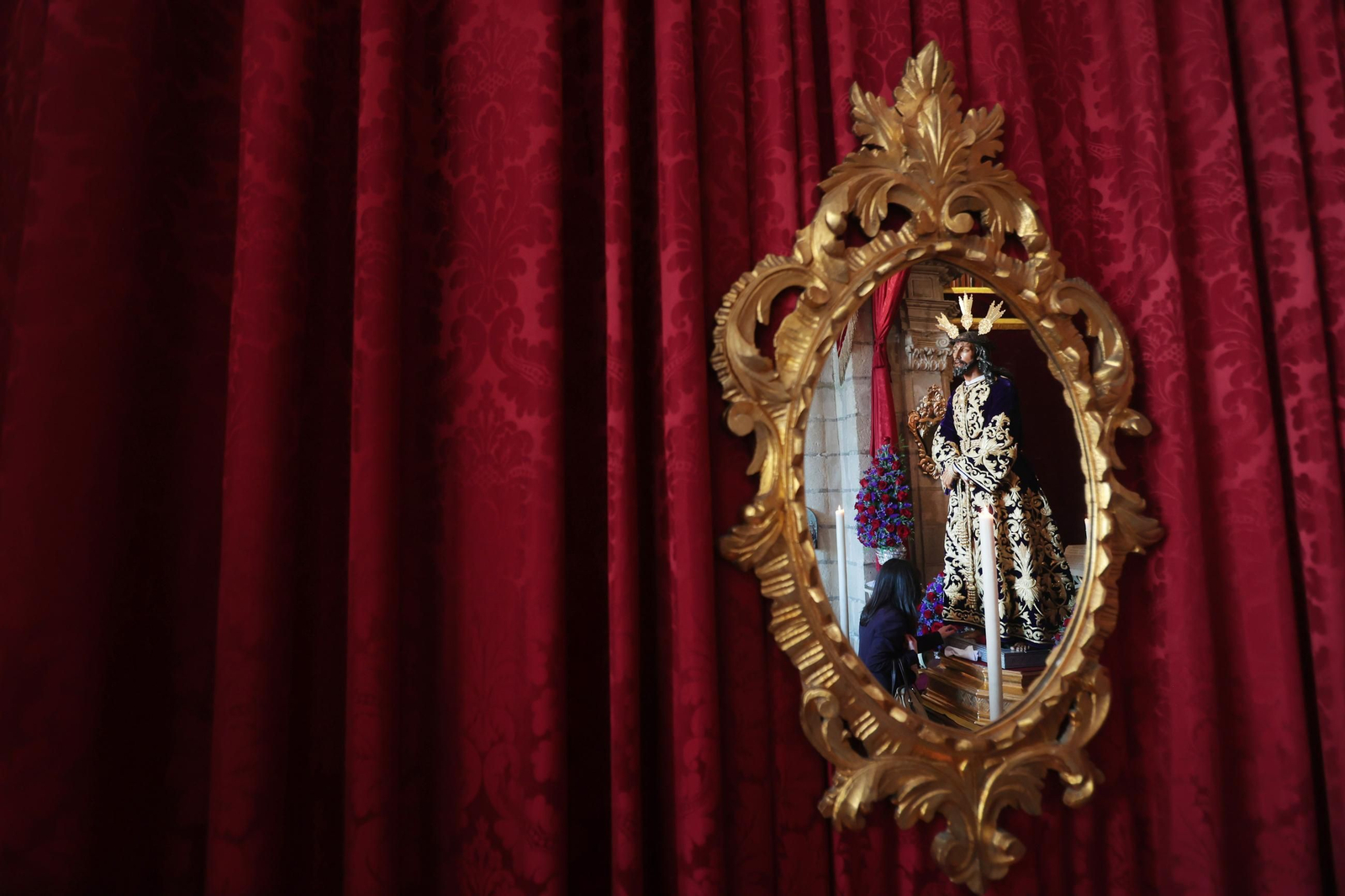 Besapiés y besamanos del cuarto domingo de Cuaresma en Jerez 2025