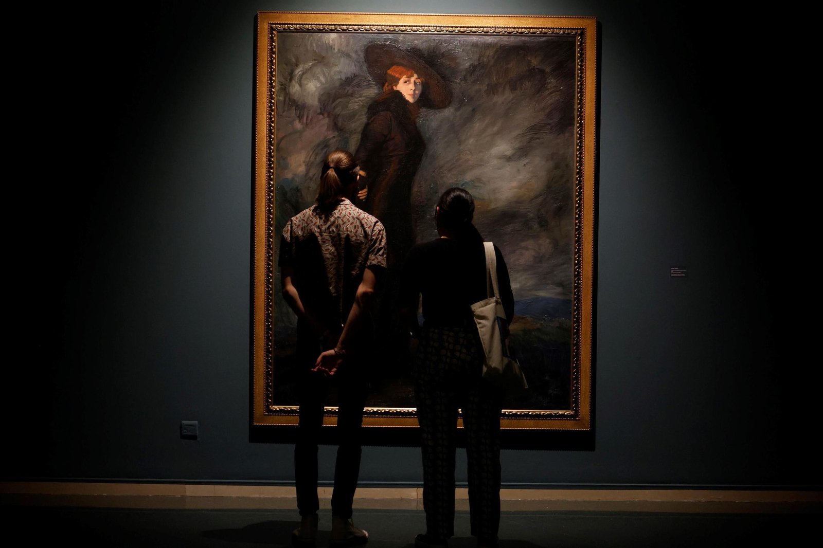 La exposición de Julio Romero de Torres y Zuloaga en Córdoba, en imágenes