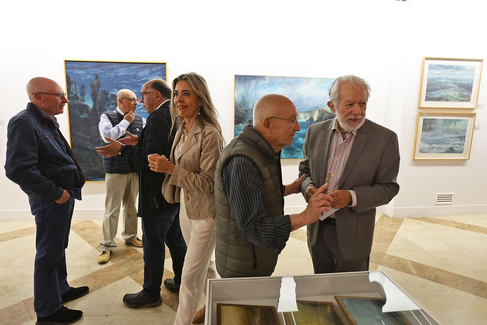 Imágenes de la inauguración de la muestra 'Camino de Perfección' del pintor Antonio Belmonte