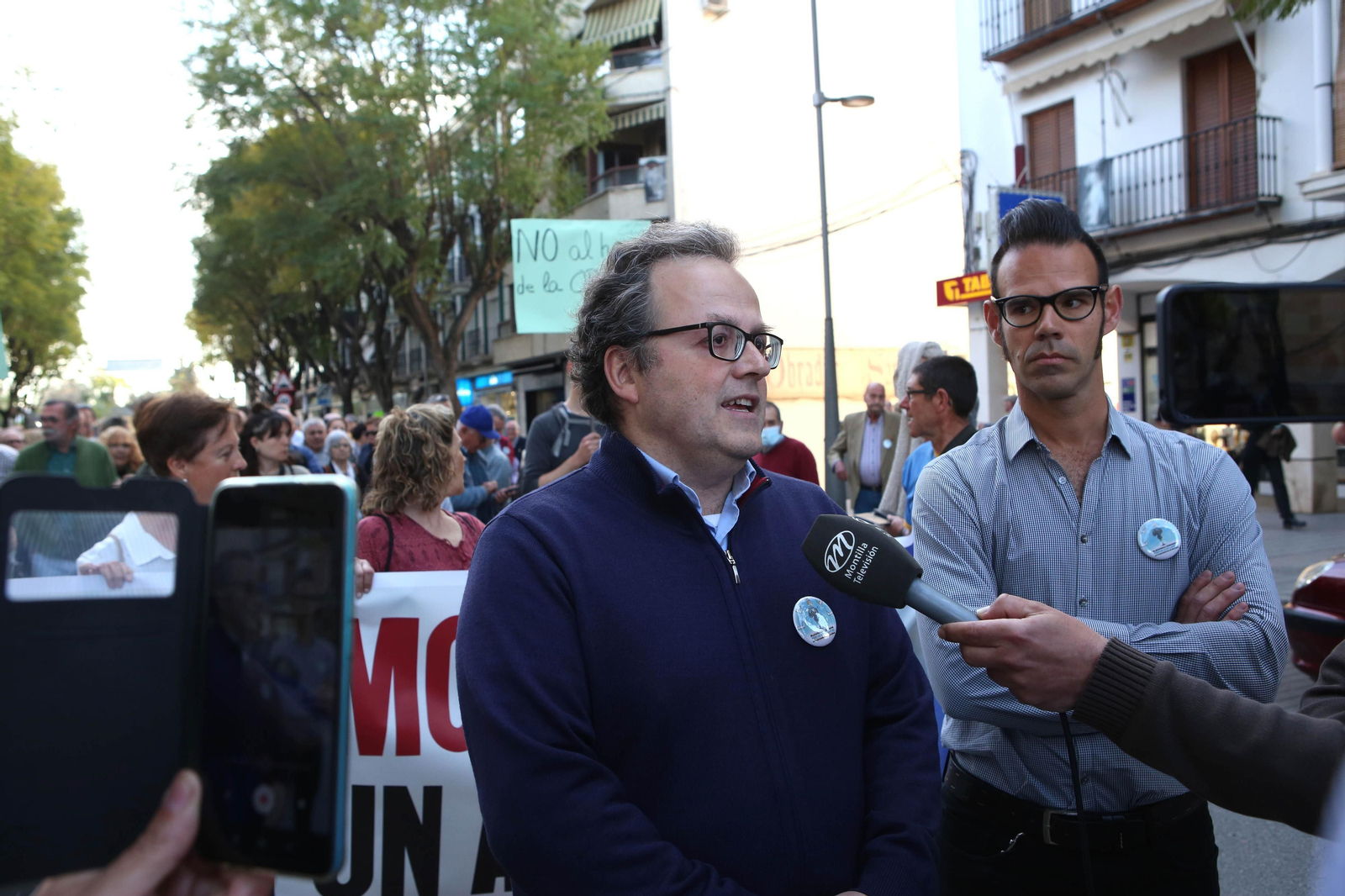 La manifestación de los vecinos de Montilla contra la orujera, en imágenes