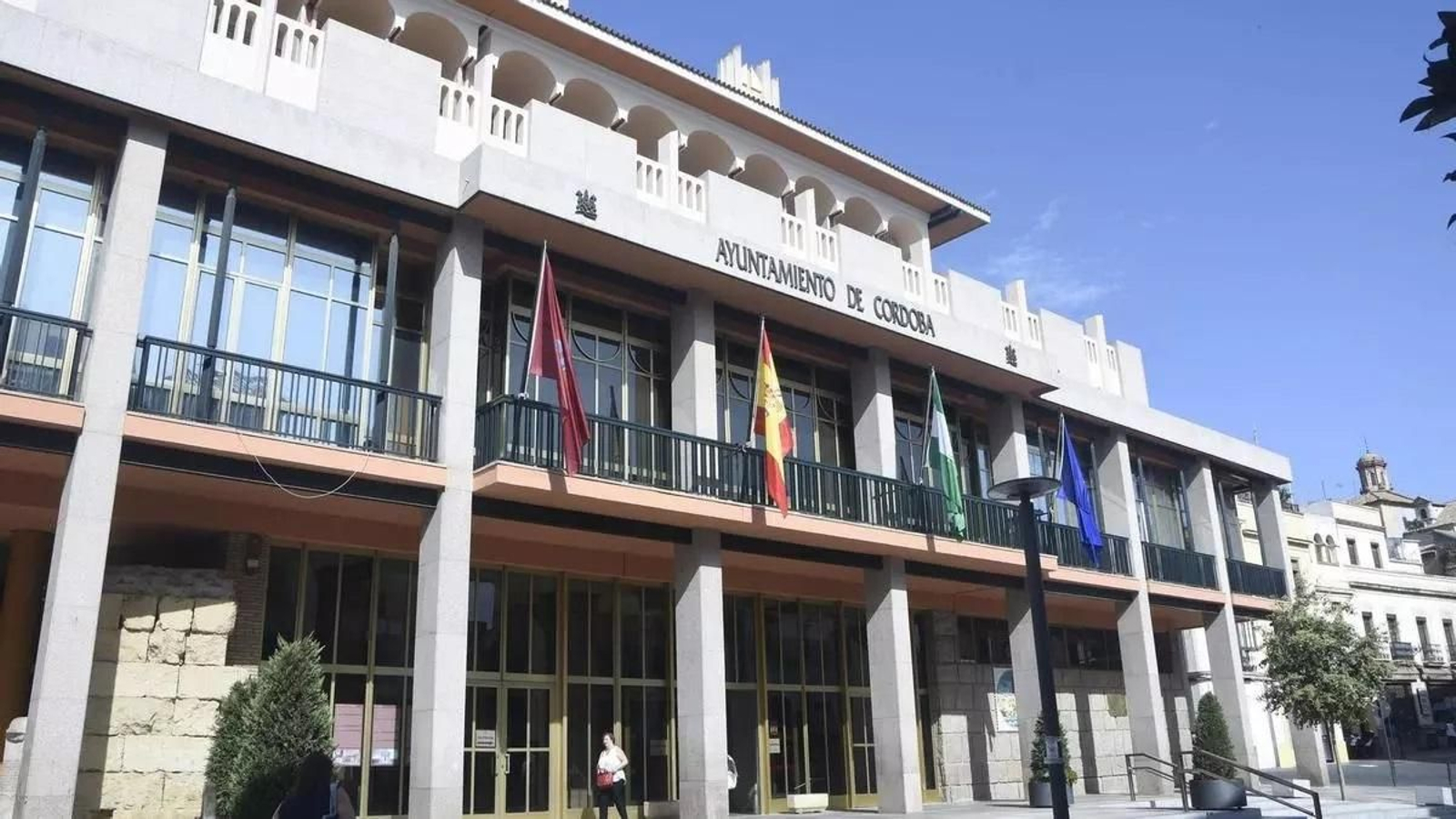 Fachada del Ayuntamiento de Córdoba. Fachada del Ayuntamiento de Córdoba.