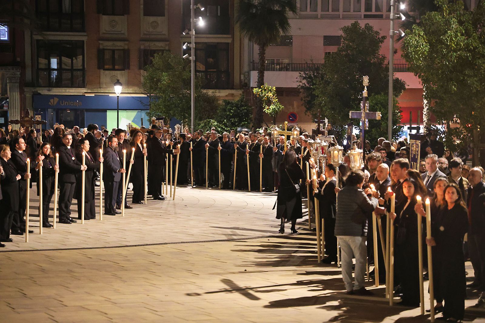 Las fotografías del Vía Crucis de las Hermandades de Huelva