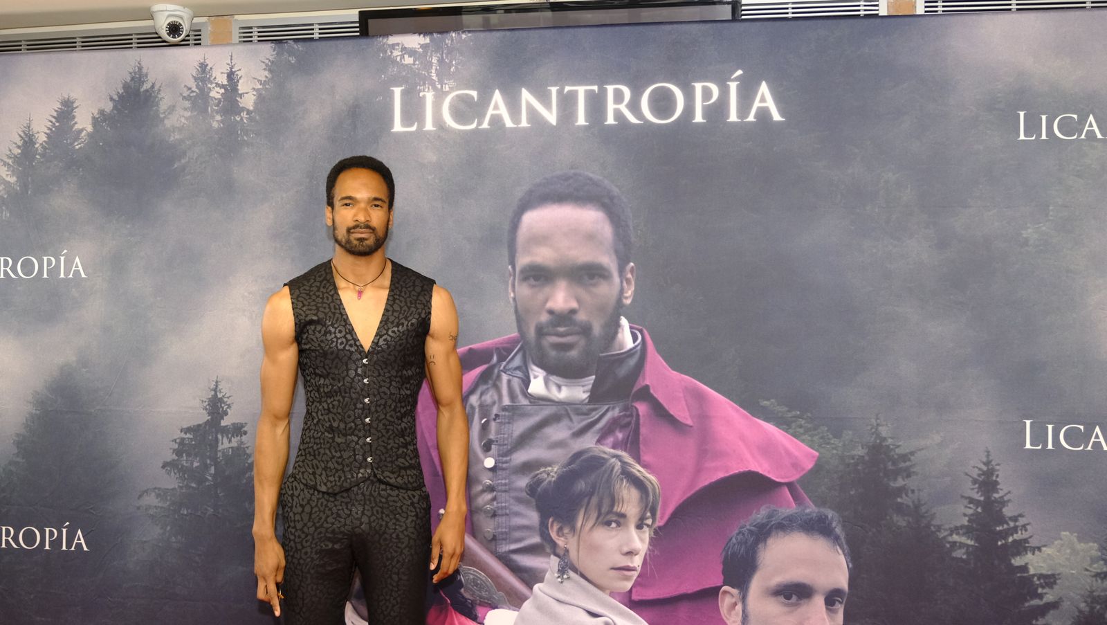 Imágenes del estreno en Almería de la película Licantropía