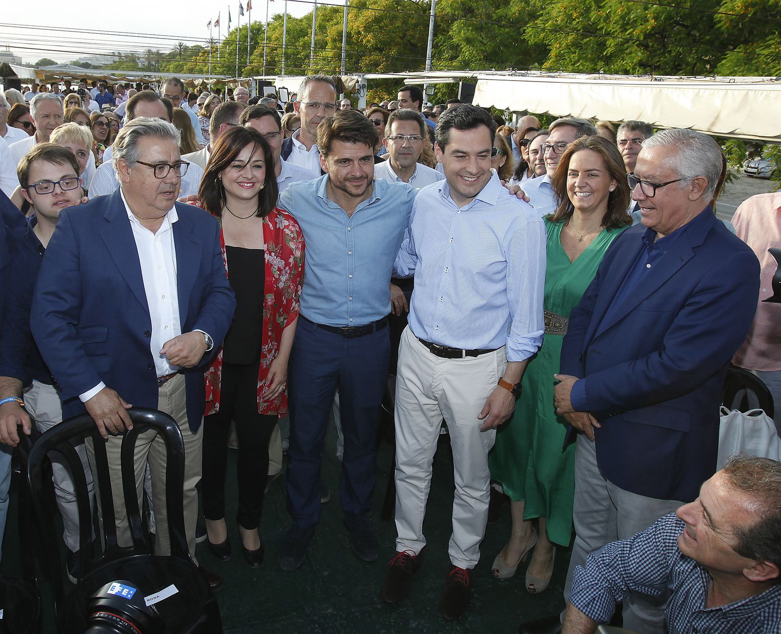 Beltrán Pérez recibe el apoyo de Zoido y Moreno en el final de la campaña del PP