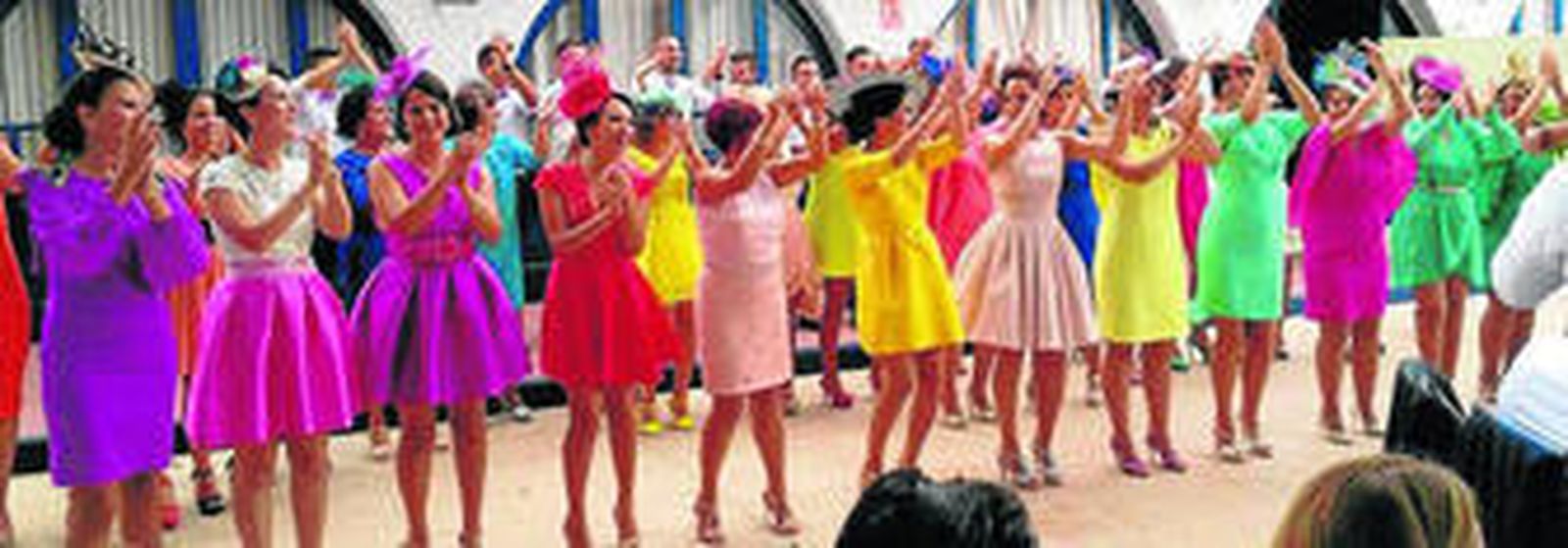 El Desván de Merche presenta sus tocados para soñar en una gala benéfica