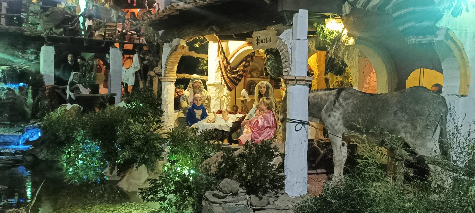 La escena del Nacimiento en el Belén de Beas.