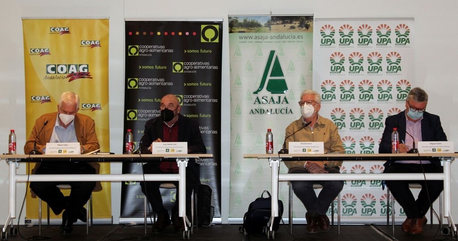 Asaja, Coag, UPA y Cooperativas Agro-alimentarias anuncian movilizaciones de manera indefinida