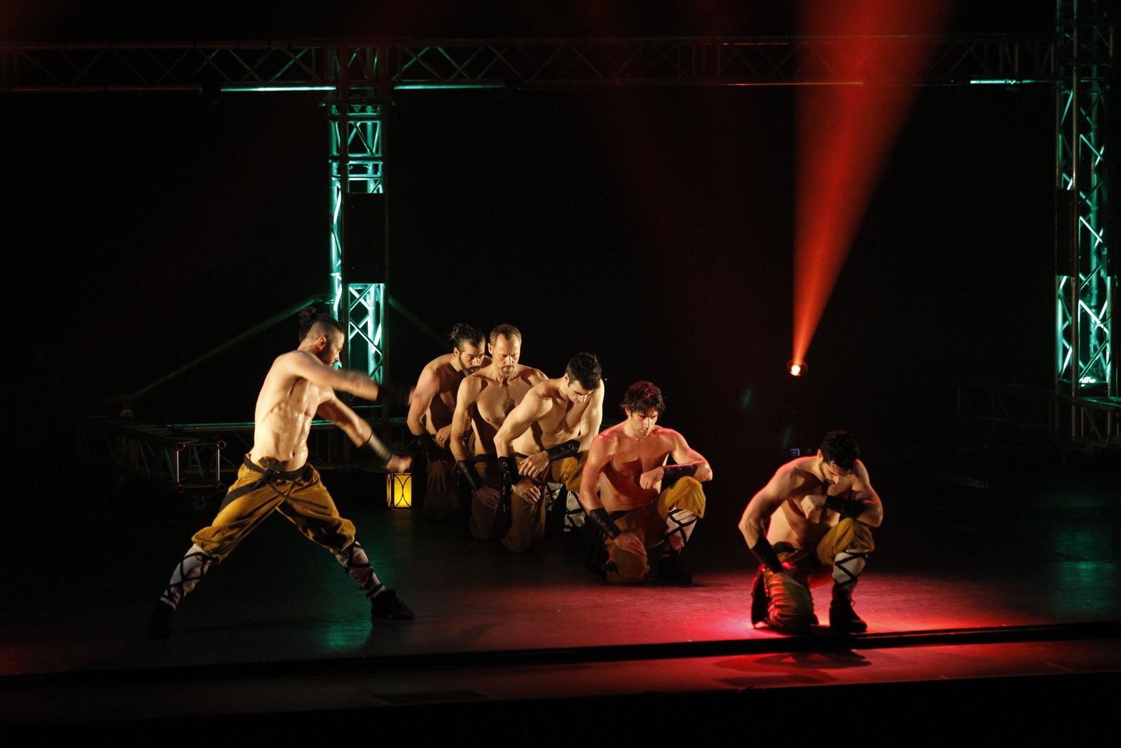 Las imágenes de la actuación del grupo Los Vivancos