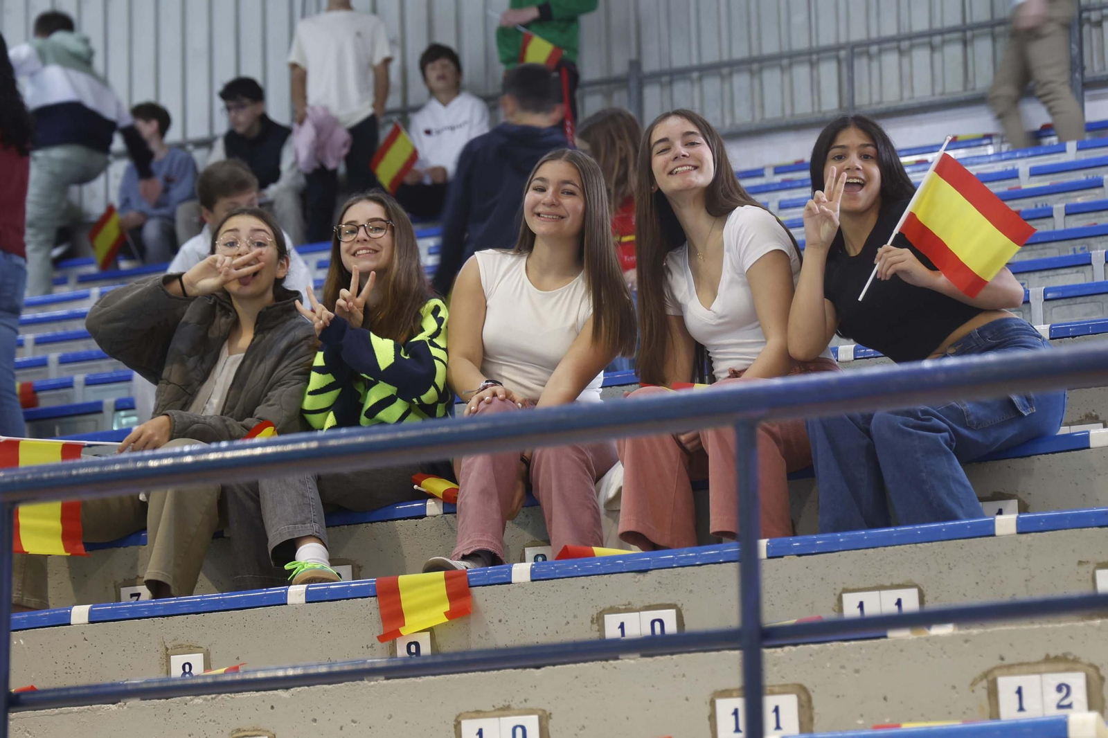 Búscate durante el España - Croacia de balonmano en Algeciras