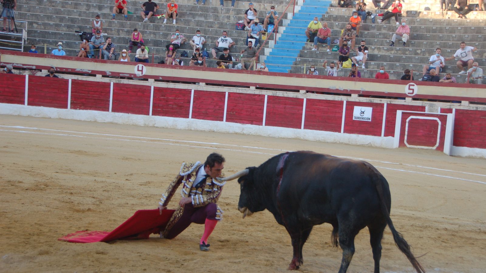 El Fandi realiza un desplante