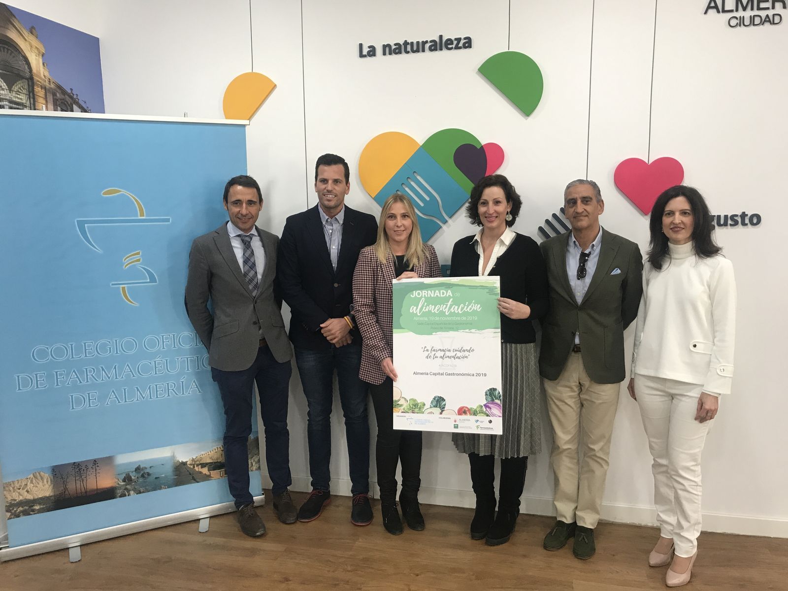 Los farmacéuticos cuidan de la alimentación en unas jornadas.