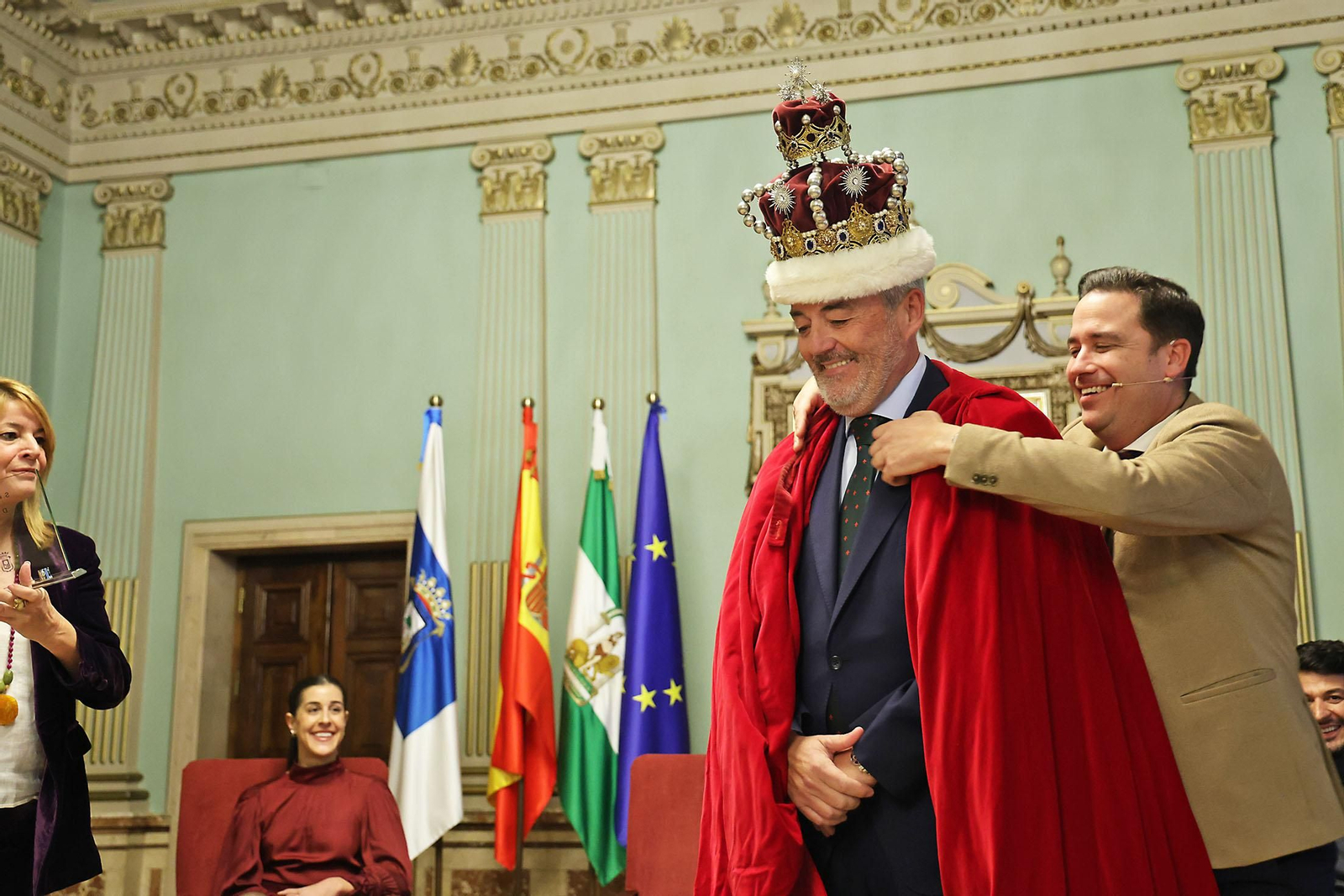 Imágenes de la Coronación de sus Majestades los Reyes Magos de Huelva 2025
