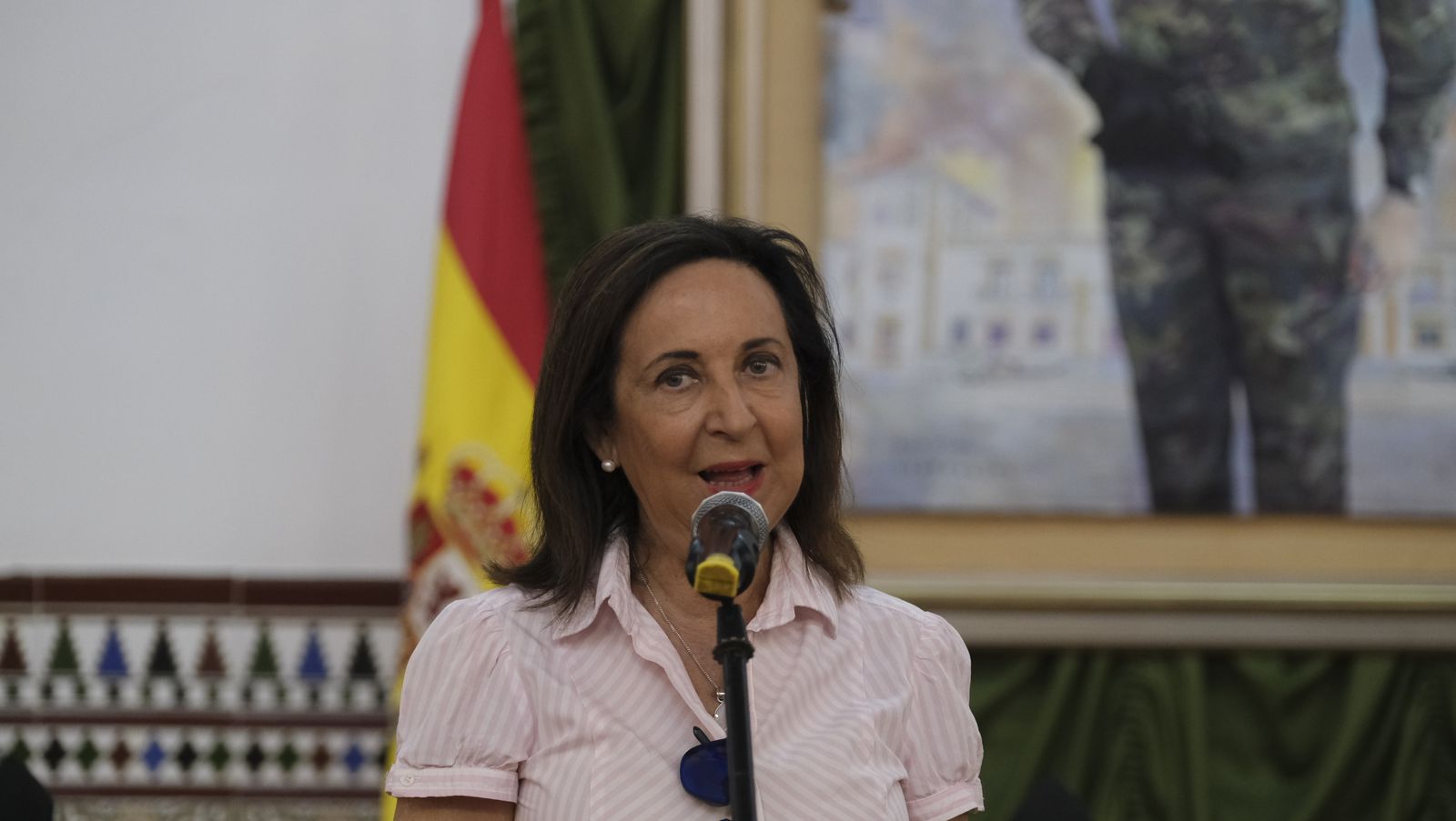 Visita de la Ministra de Defensa Margarita Robles a La Legión Española, en Viator