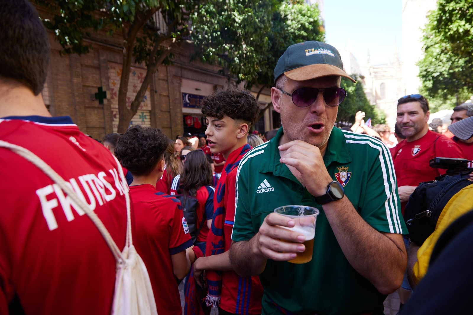 Las fotos de aficionados de Real Madrid y Osasuna el día de la final de Copa en Sevilla