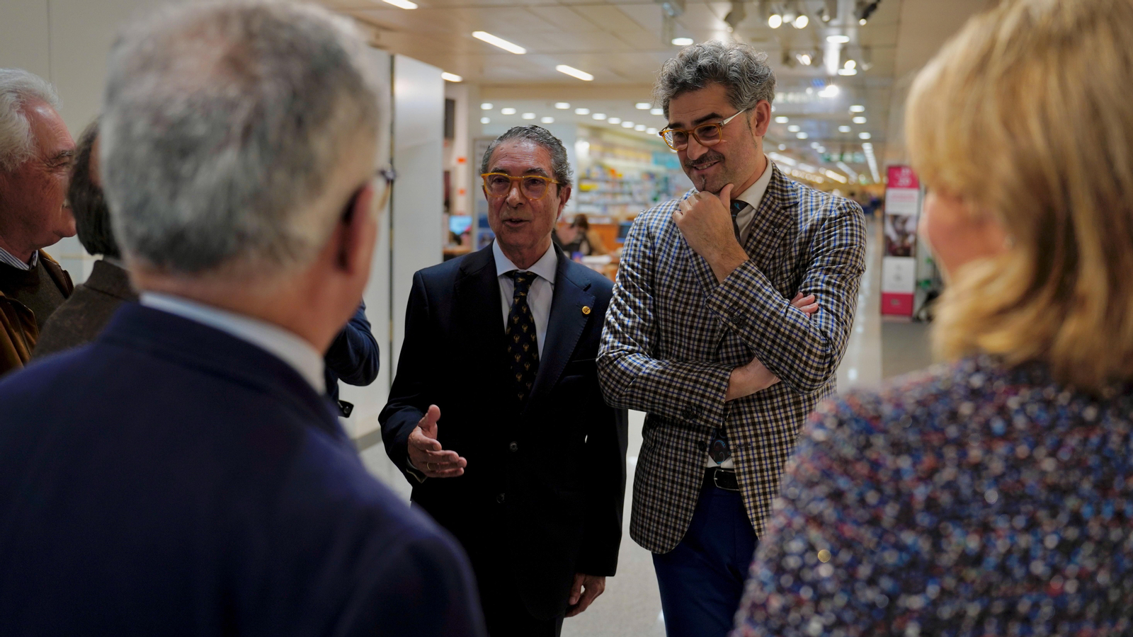 Fotos de la inauguración de las fotografías de la Semana Santa en Algeciras.