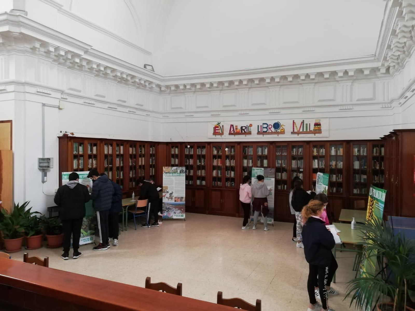 Una imagen de la muestra en uno de los institutos que ha visitado.