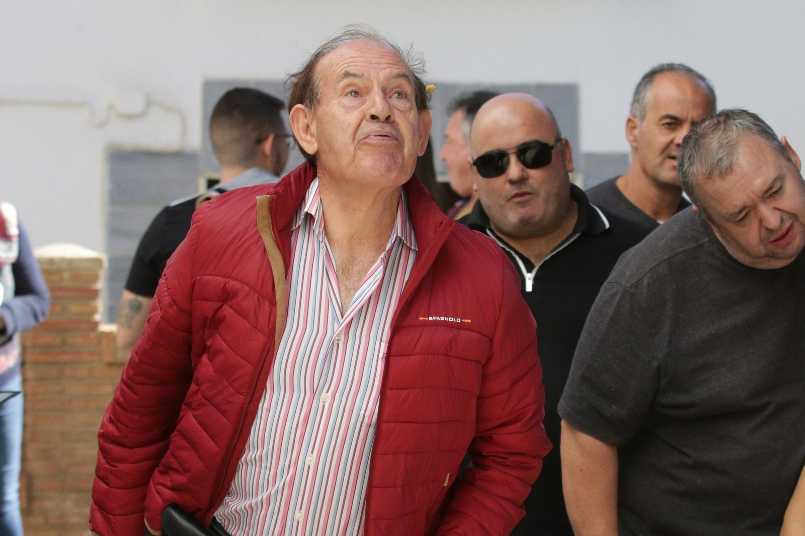 Las imágenes del concurso de lanzamiento de hueso de aceituna de Canjáyar