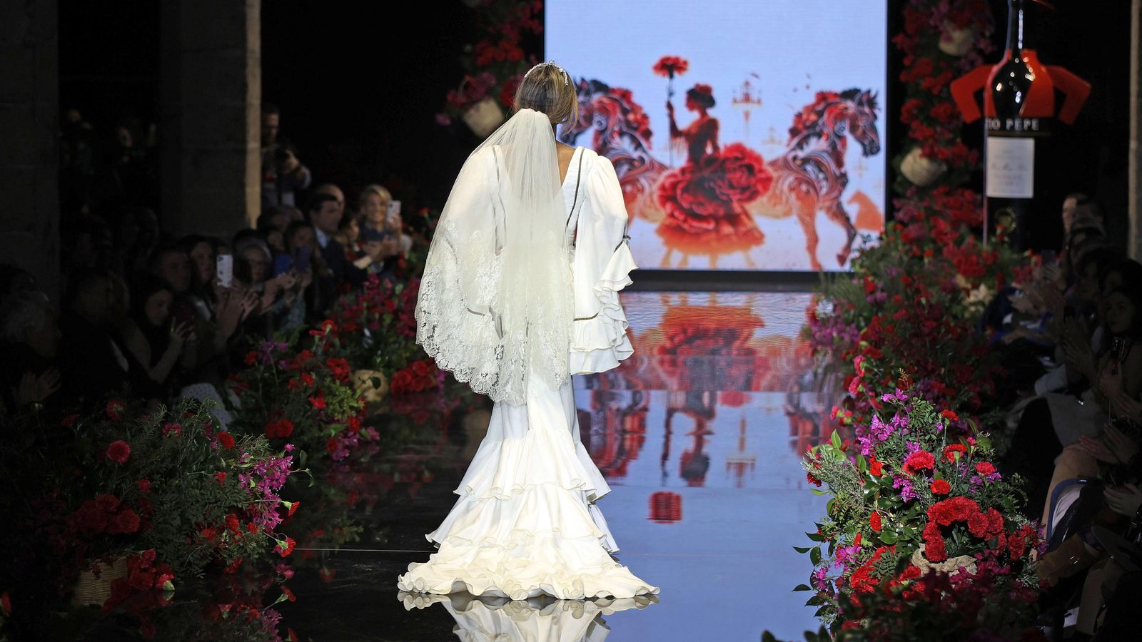 Desfile de Inmaculada González en la Pasarela Flamenca Tío Pepe Jerez 2024