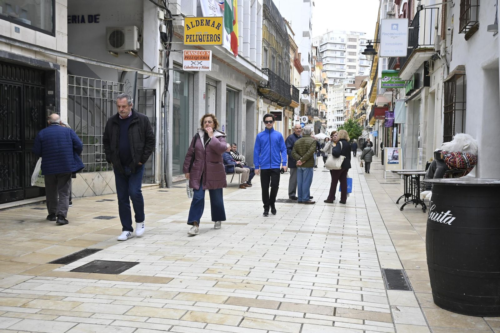 Imágenes de ambiente del miercoles 12 de marzo en Huelva