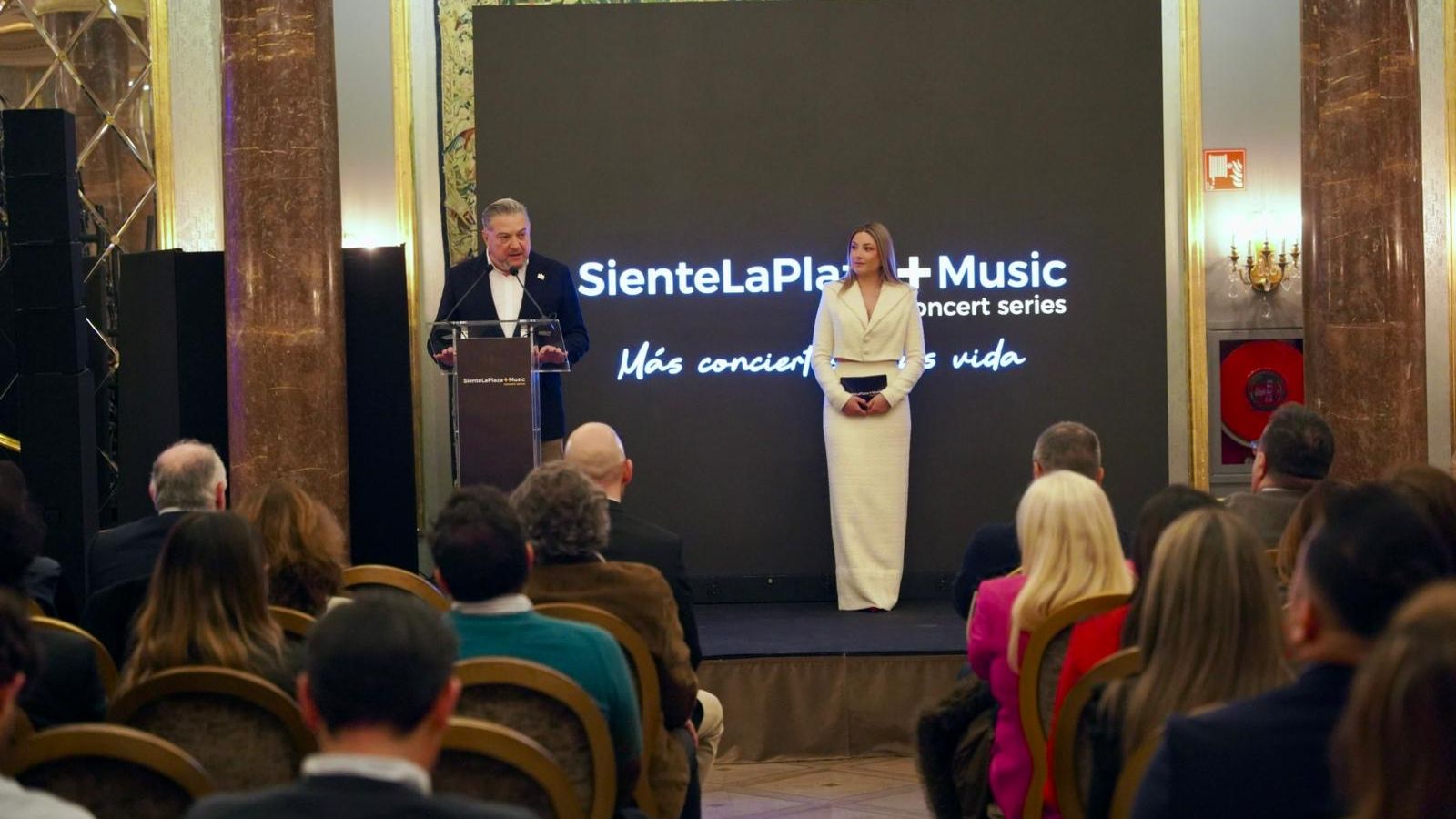 El concejal Diego Cruz durante su intervención.