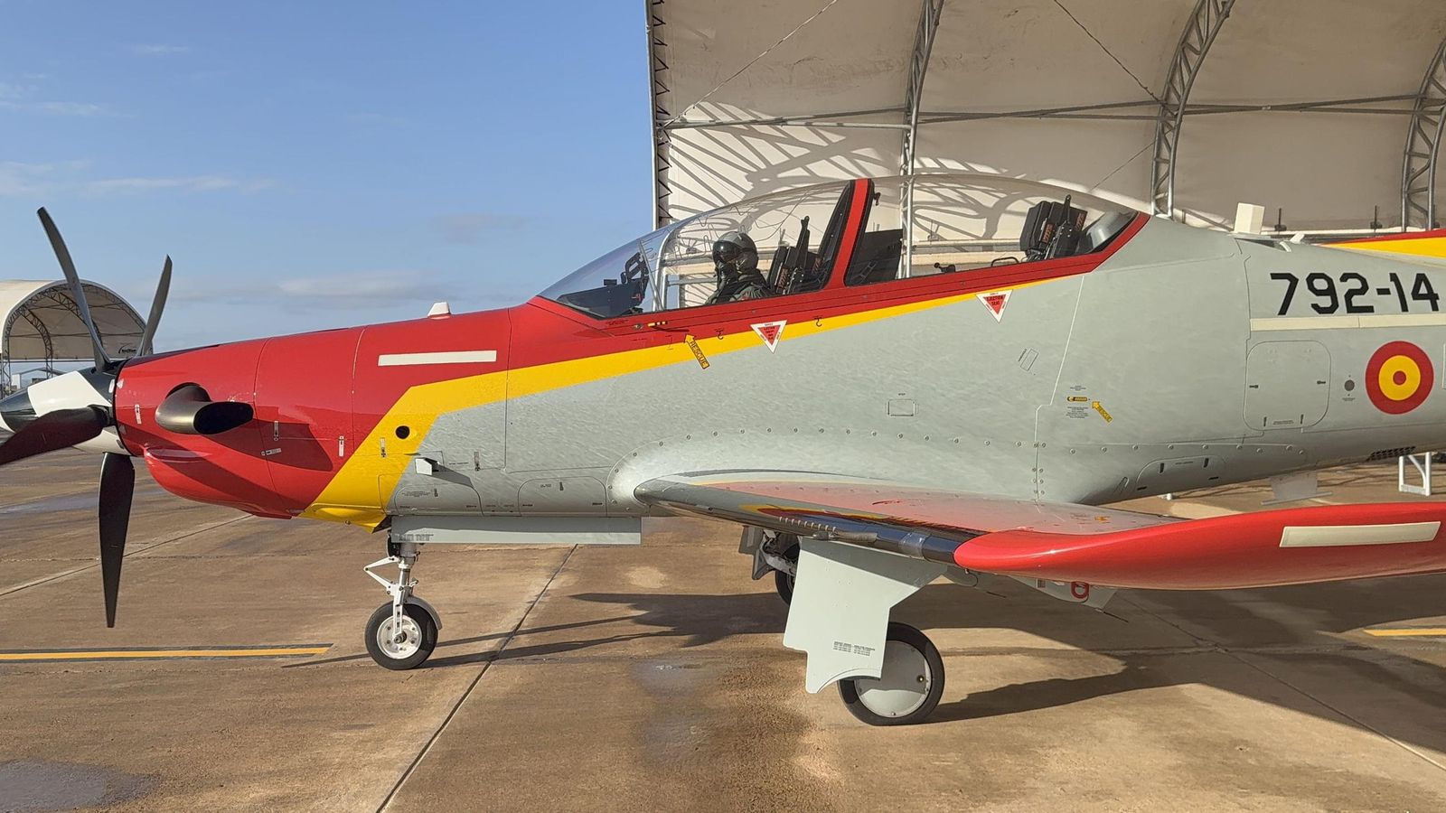 Las fotos del primer vuelo en solitario de la princesa Leonor