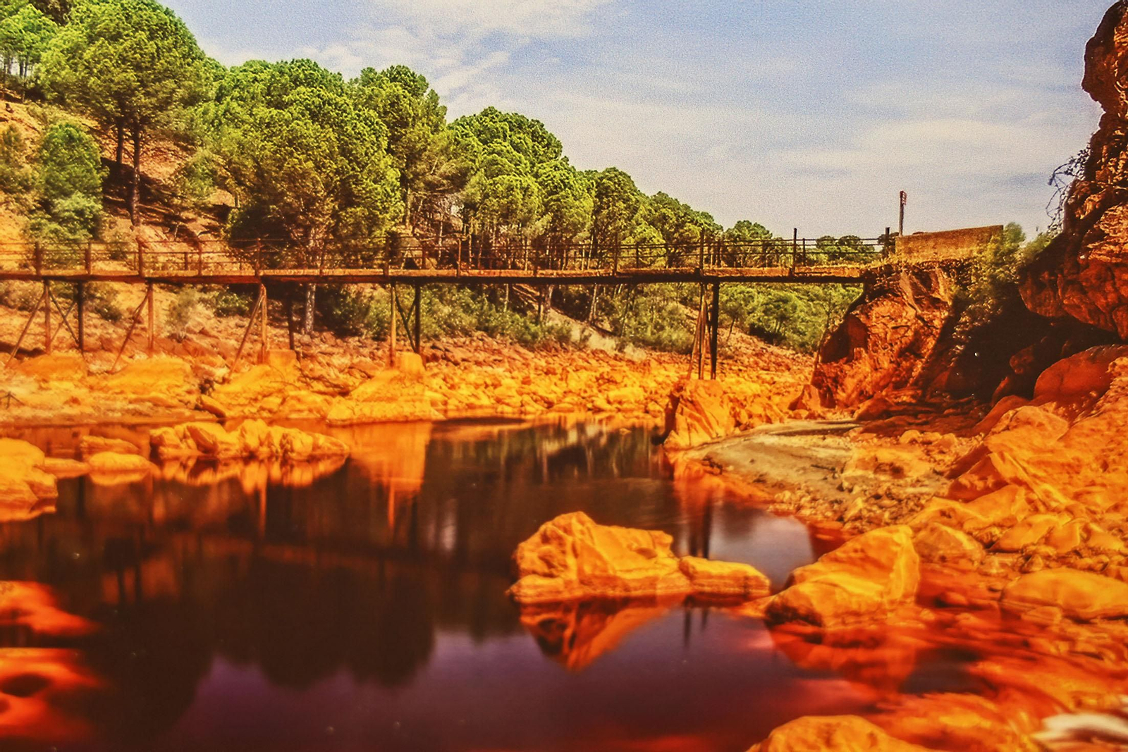 Imágenes de la exposición sobre la llegada del ferrocarril a Huelva, amigos del Río Tinto