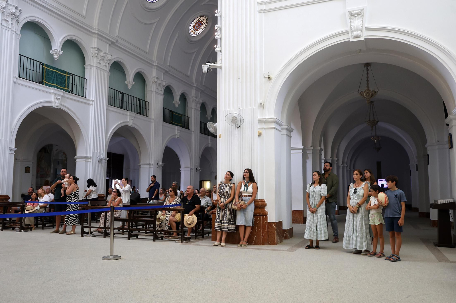 Imágenes del ambiente en el Rocío Chico en la mañana del sábado