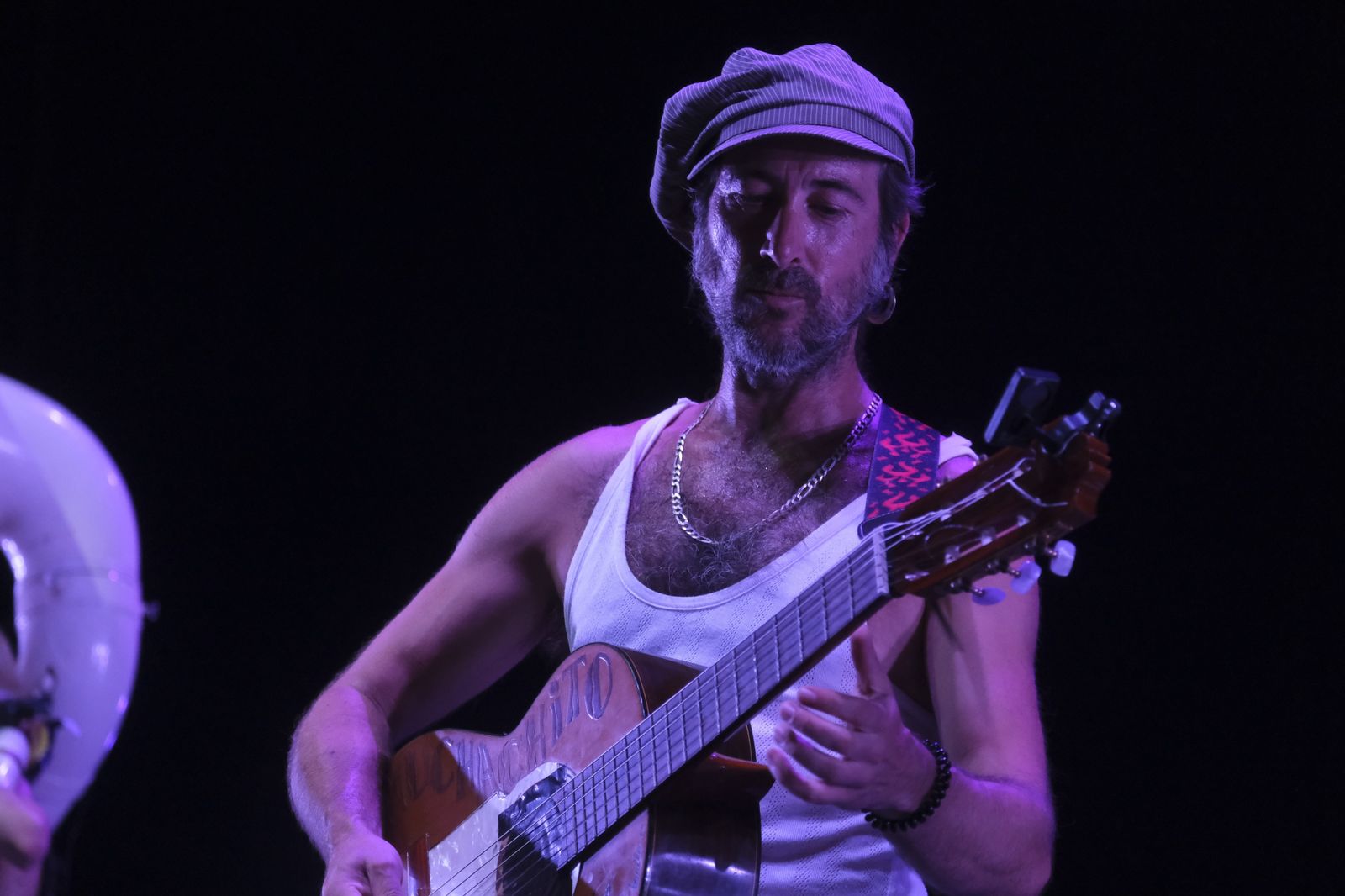 El concierto de Muchachito Bombo Infierno en el Festival de la Guitarra de Córdoba, en imágenes