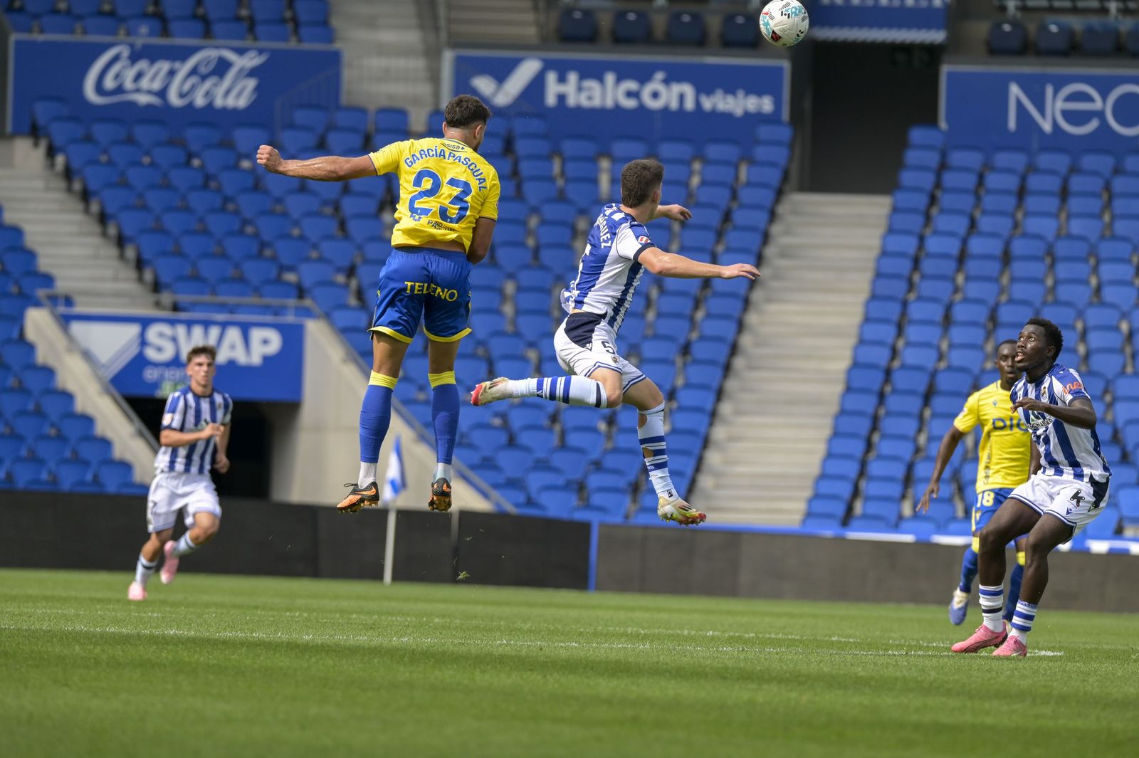Un instante del Real Sociedad B-Cádiz de la primera vuelta.