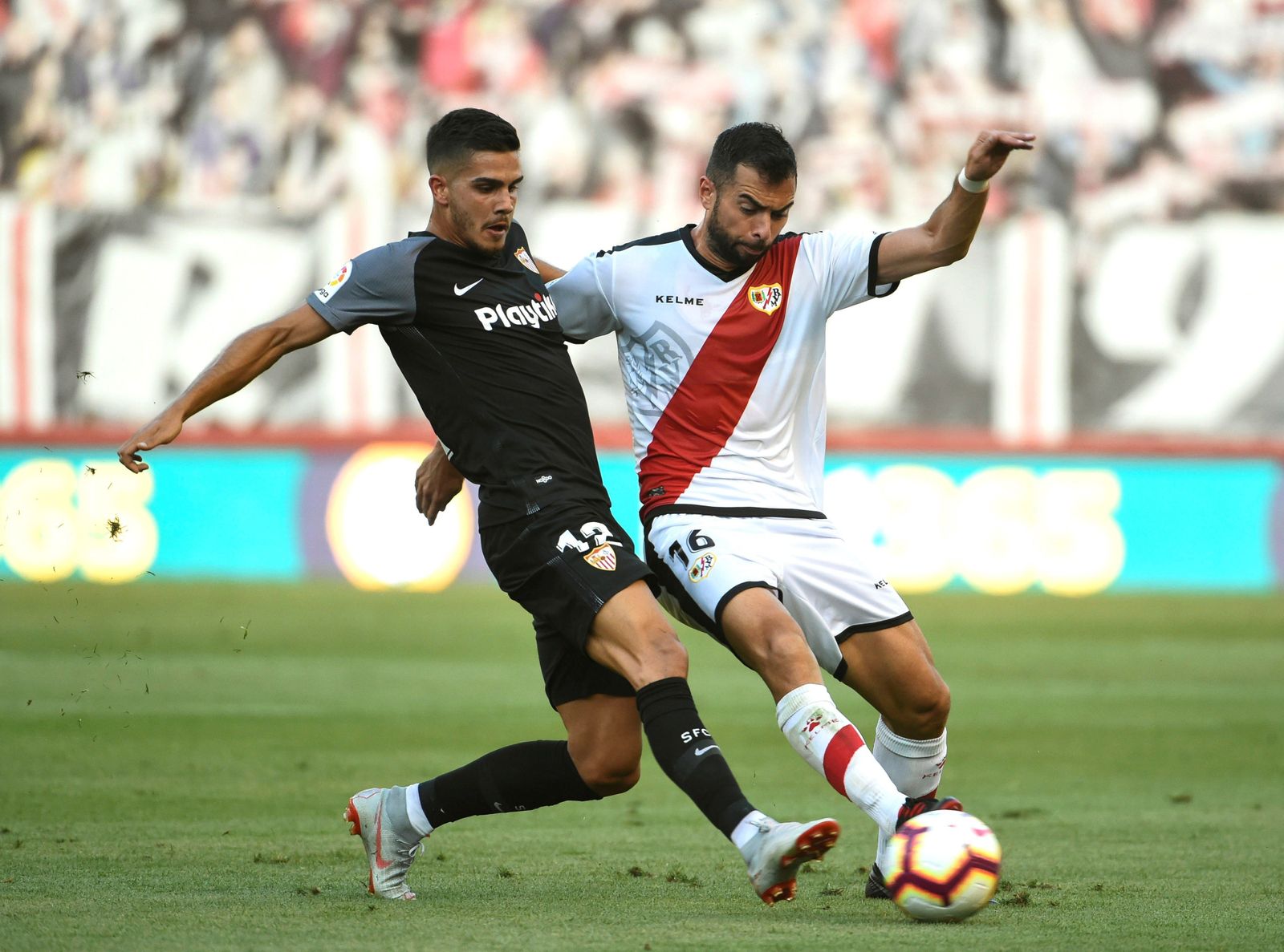 El Rayo-Sevilla, en imágenes