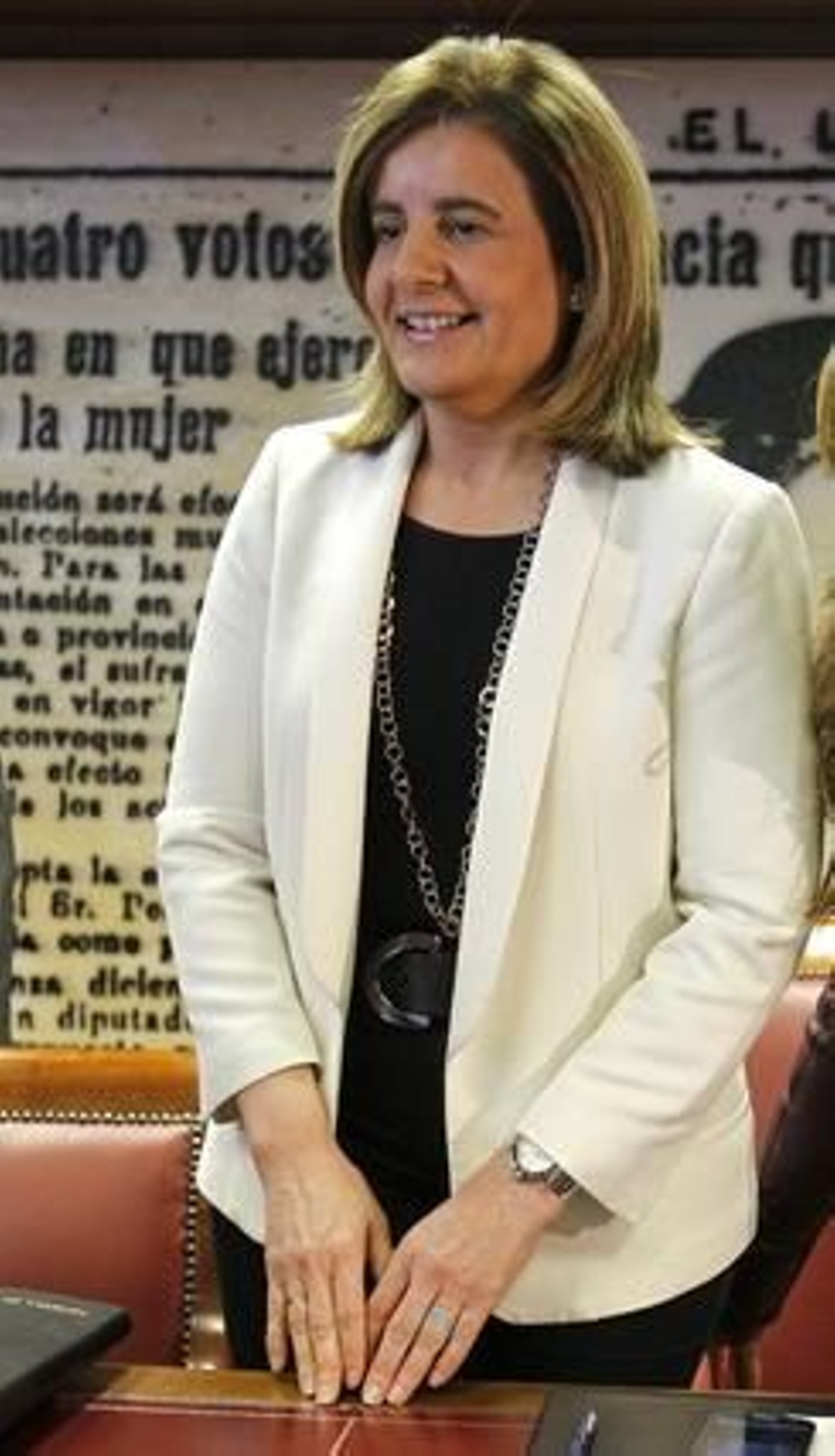 Báñez defiende que el Gobierno está "ganando la batalla al desempleo juvenil"