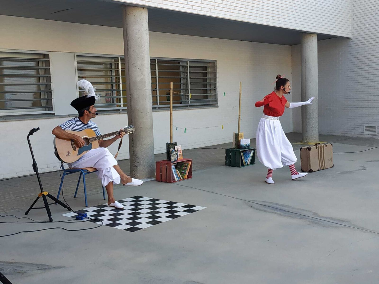 Huércal lleva el cuentacuentos ‘Tanaka y las páginas en blanco’ a los colegios