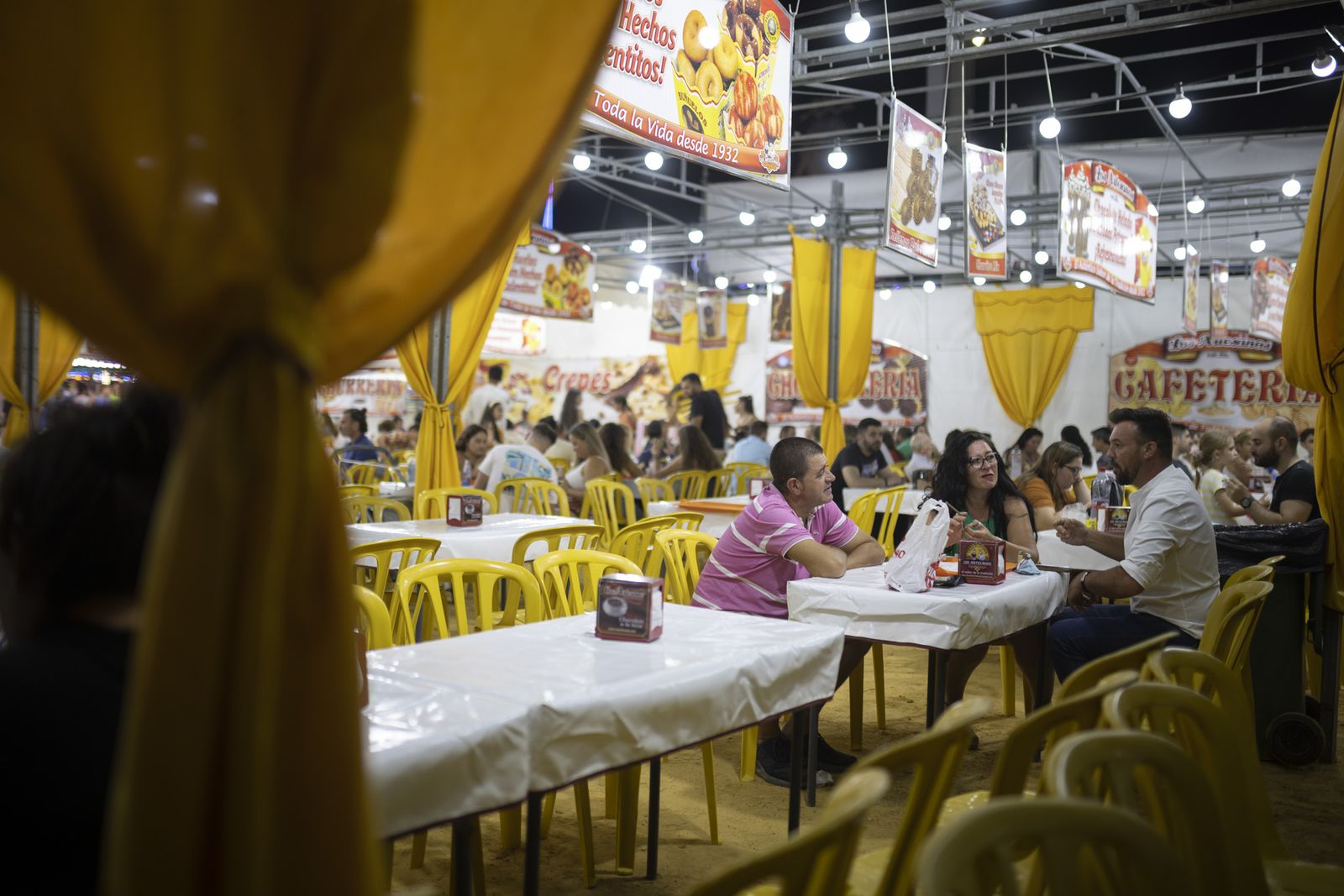 Colombinas 2022: Imágenes del ambiente del segundo día de Colombinas