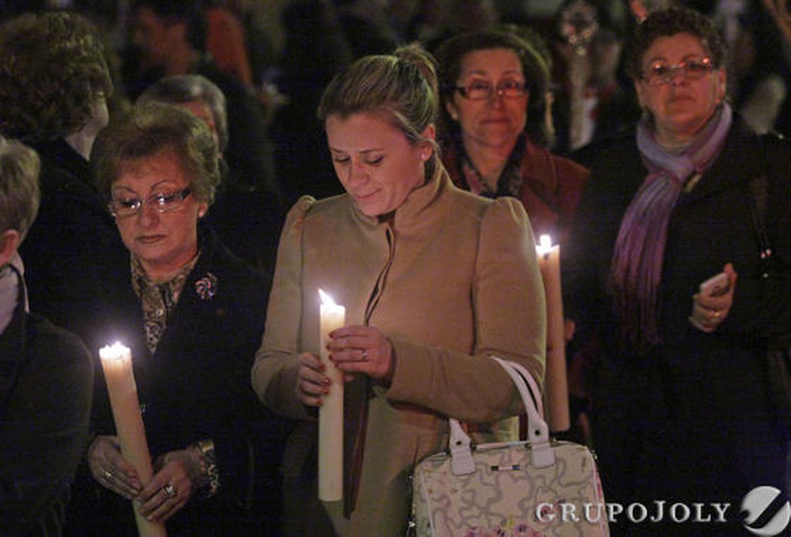 La imagen de Jesús Resucitado procesiona por las calles de Algeciras de madrugada, una novedad este año

Foto: J.M.Q./Erasmo Fenoy