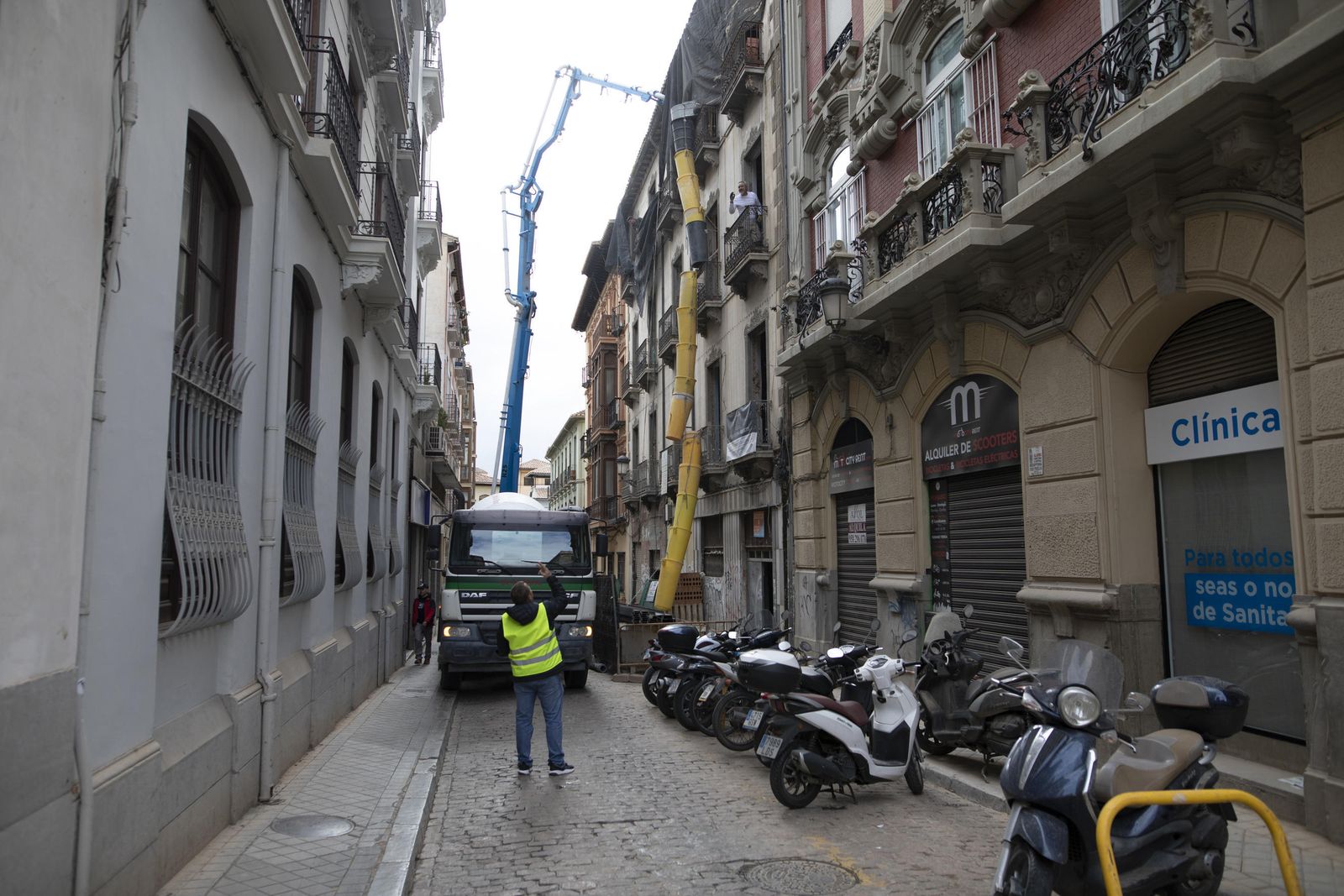 Así ha sido la huelga de los transportistas en Granada, en imágenes