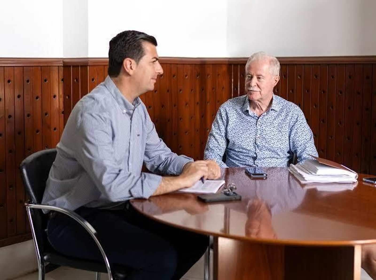 Primera reunión de José Francisco Garrido y Juan Herrera