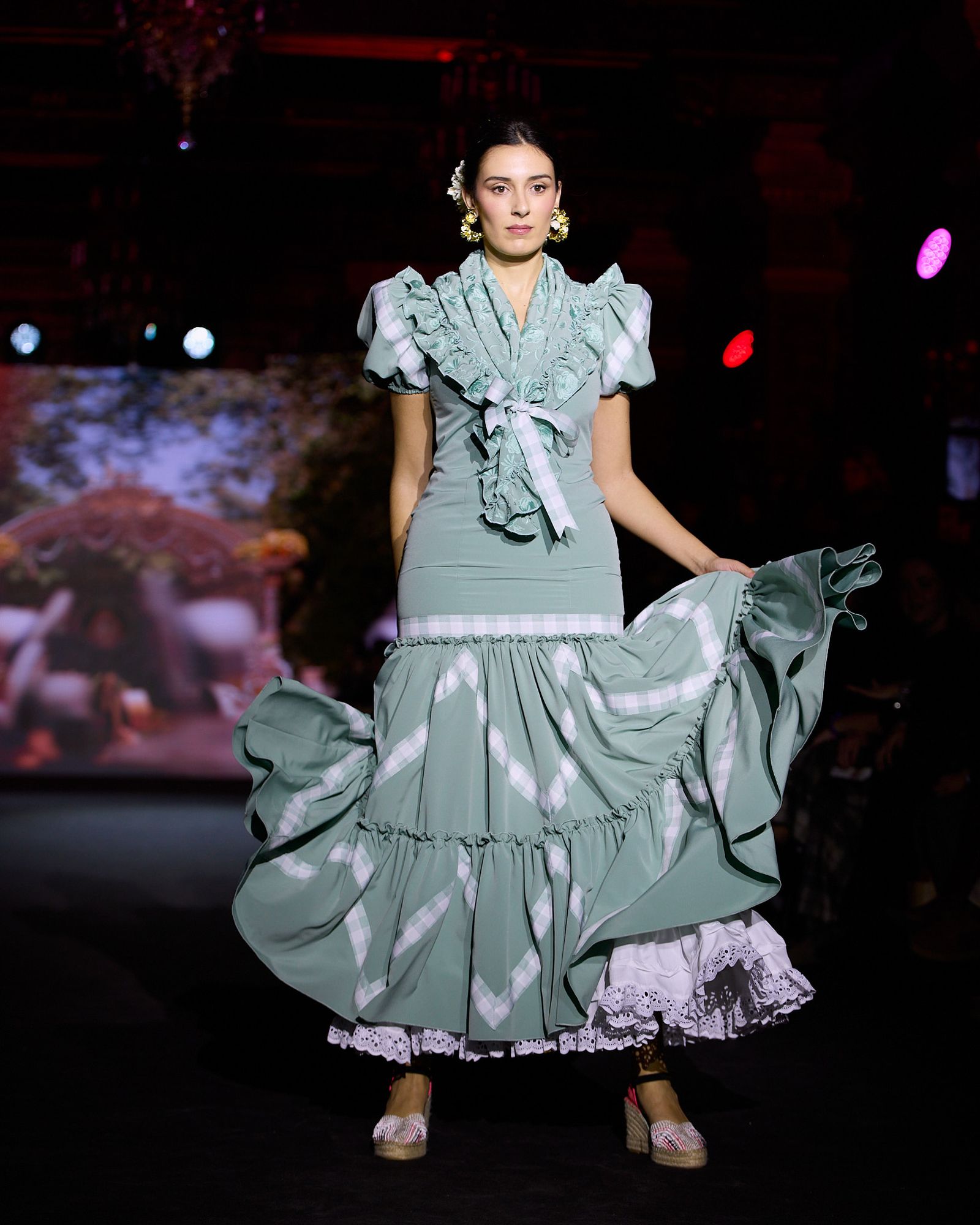 El desfile de Hermandad del Rocio de Sevilla en We Love Flamenco 2026, todas las fotos