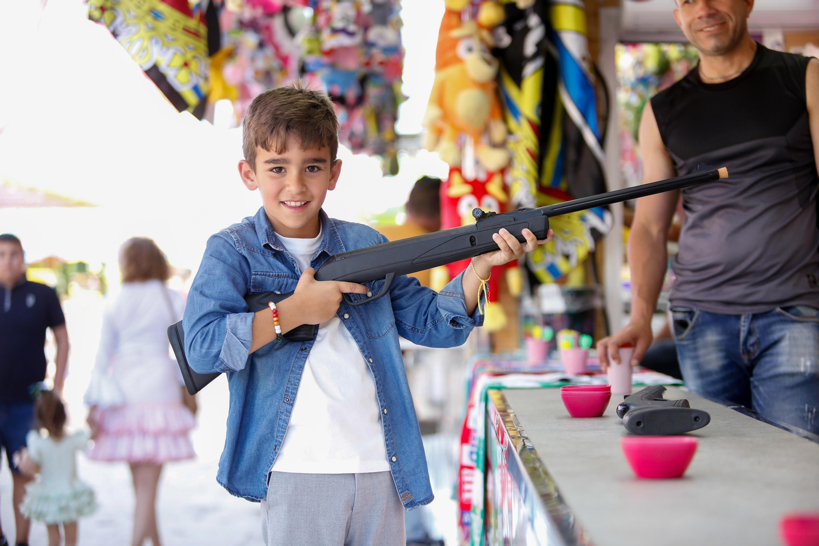 Búscate en las fotos del jueves en la feria de Los Barrios